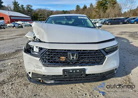 2024 Honda Accord Ex z USA, uszkodzony, nr VIN 1HGCY1F34RA044654